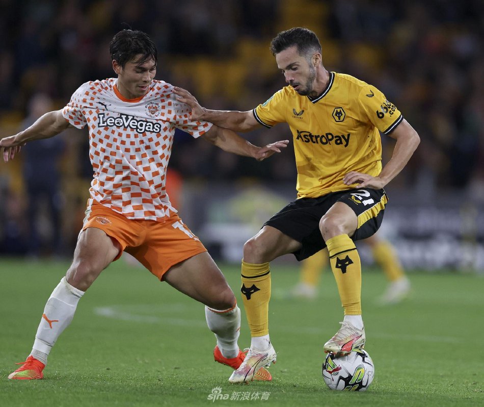 在激烈的 在激烈的