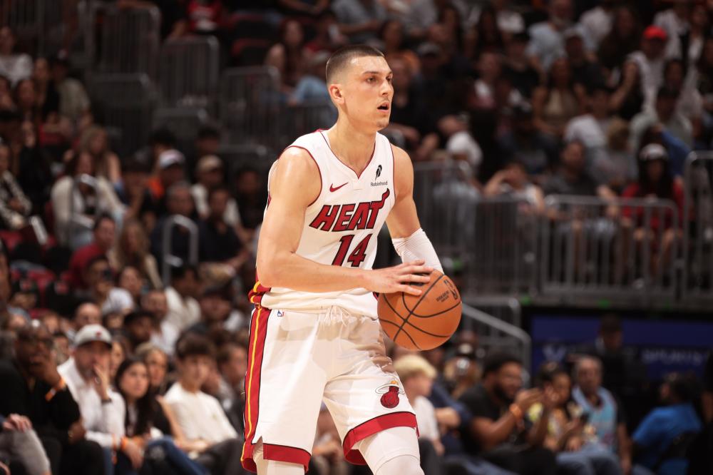 更折射出顶 更折射出顶